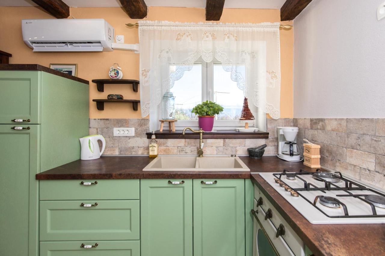 Apartman Lidija Risika Bagian luar foto